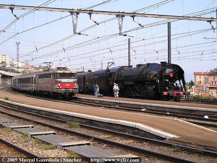 Dues locomotores franceses, una el present i l'altra el passat