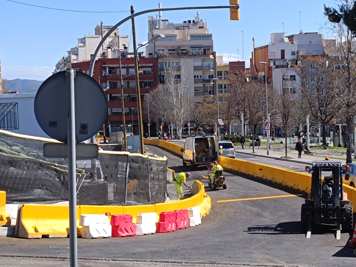 Nou vial direcció carrer Cartagena. Foto ROF